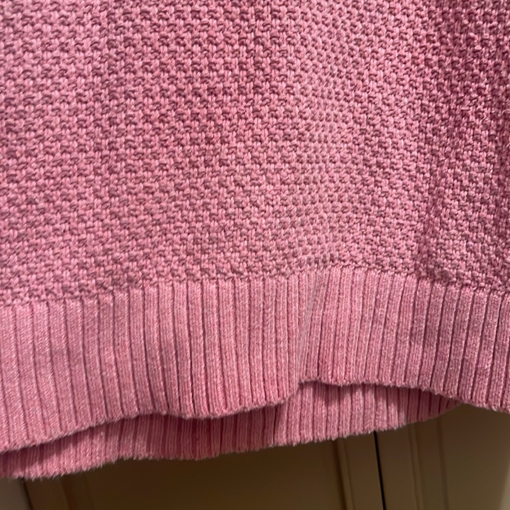 Sweater - Picture 4 of 4